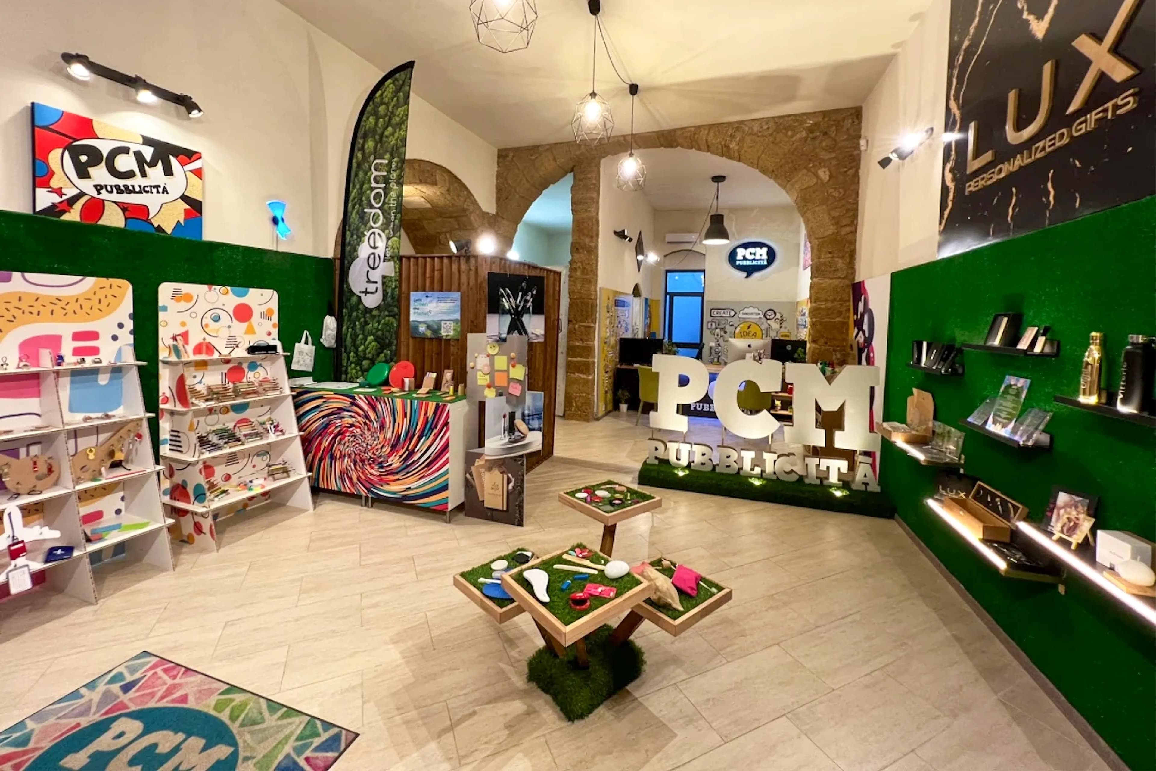 Progetto di grafica e stampa realizzato da PCM Pubblicità 2